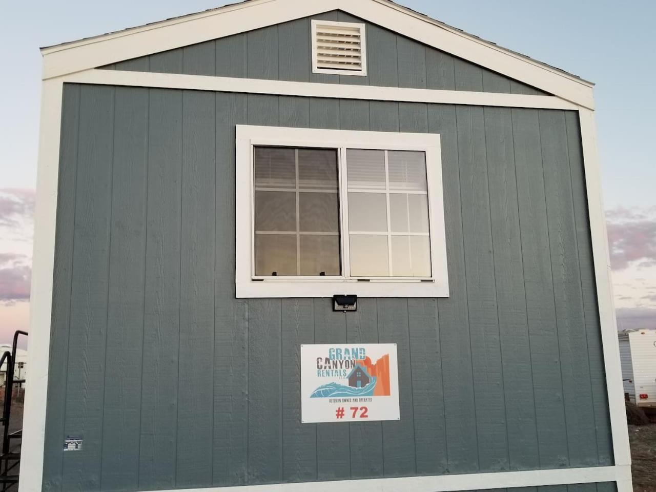 072b Affordable Retreat Nr South Rim Sleeps 4- No Kitchenette Holiday home *